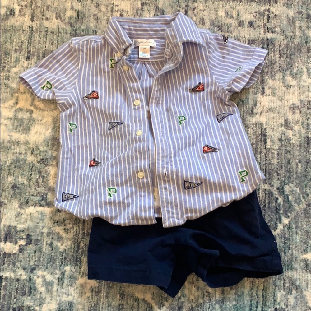 Ralph lauren boy set embroidery details.